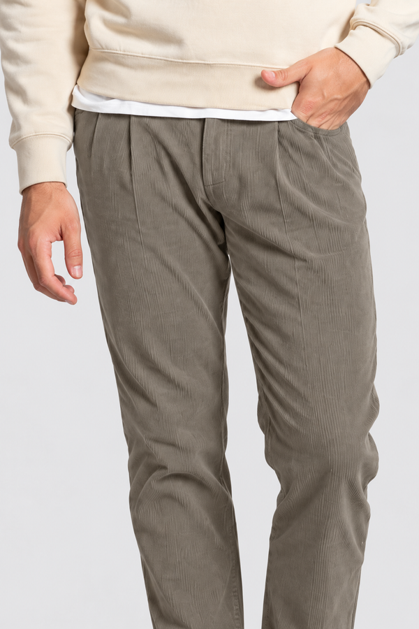 #TAUPE