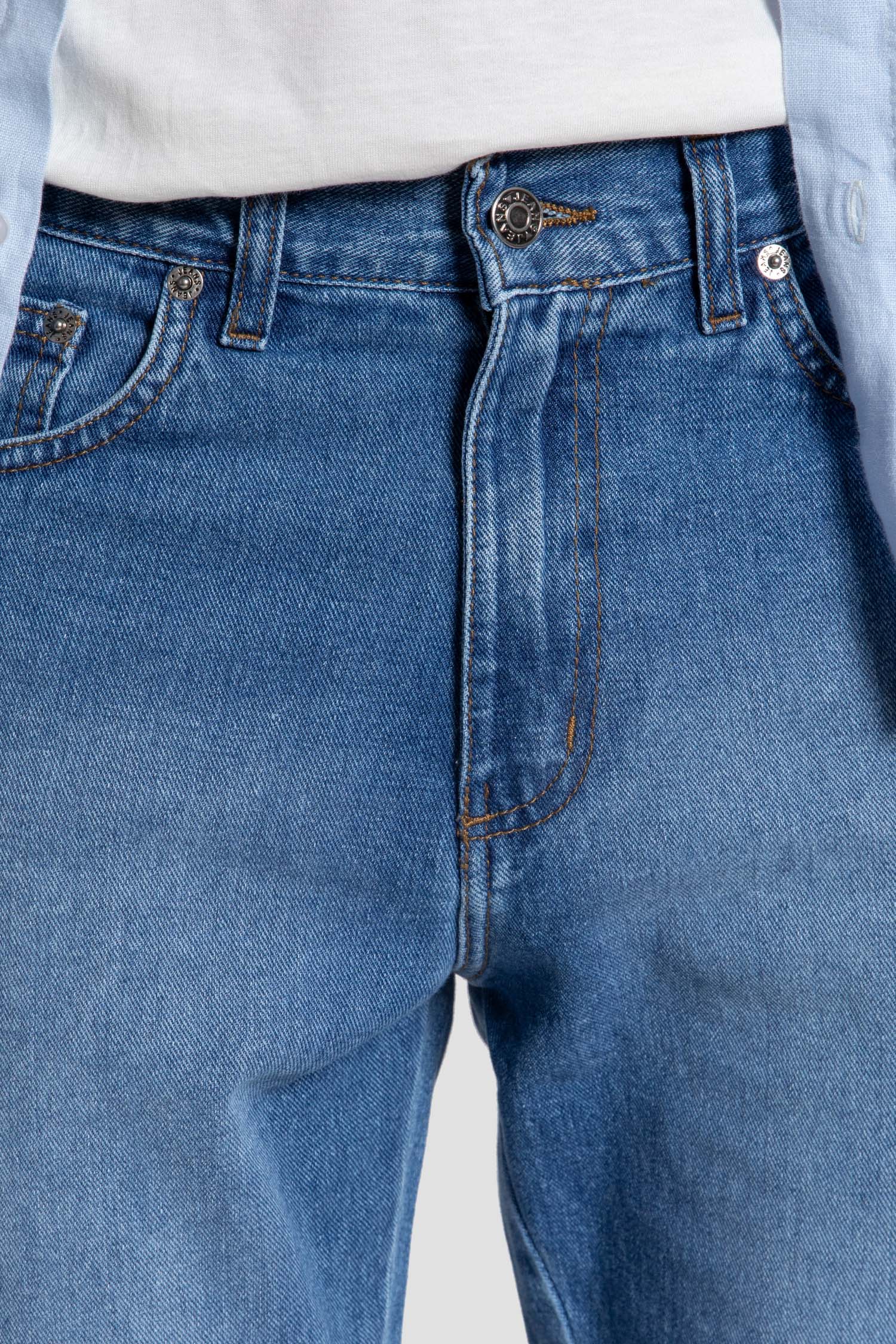 Pantalón vaquero sport ácido