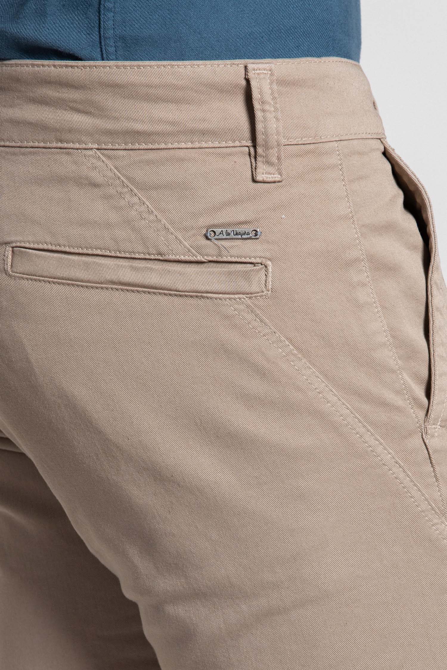 Pantalón Chino Vivo Camel