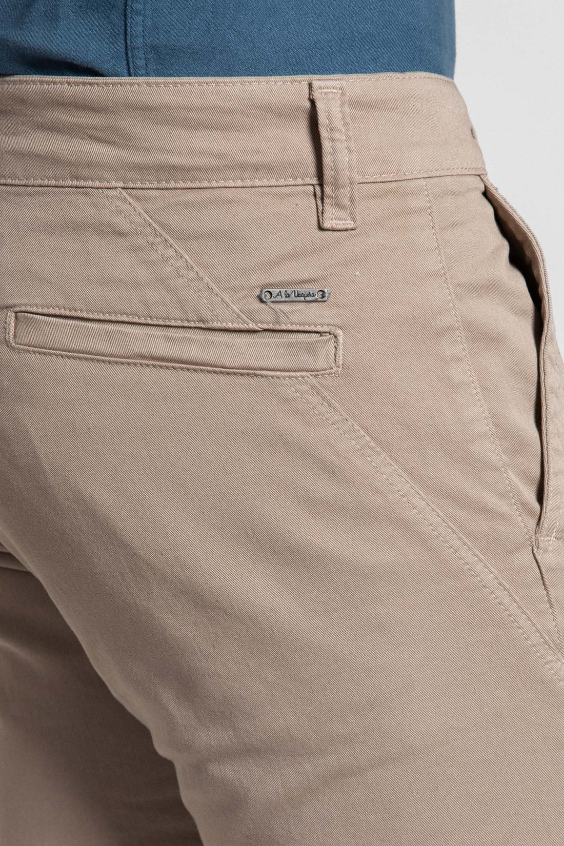 Pantalón Chino Vivo Camel
