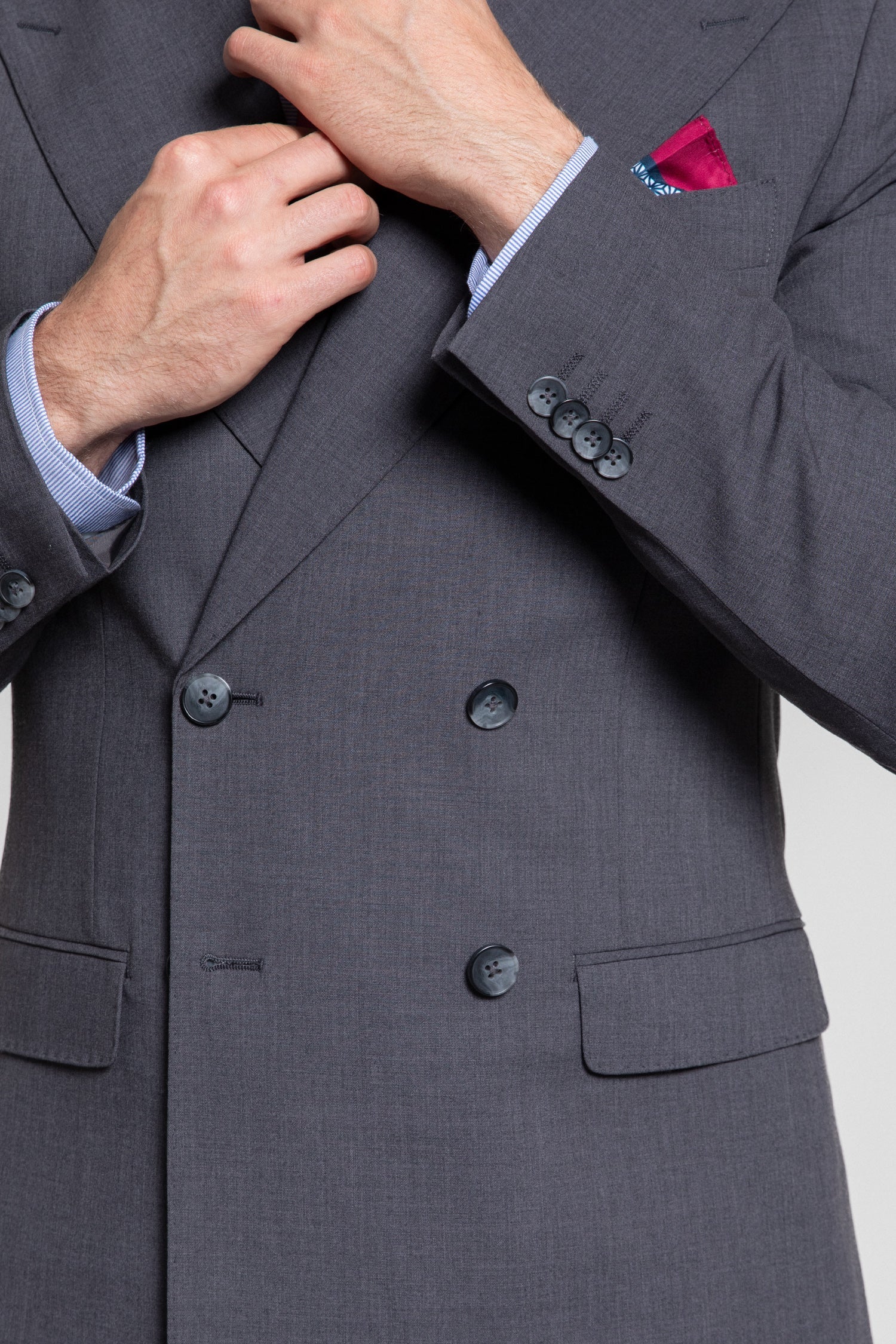 Traje Cruzado Gris
