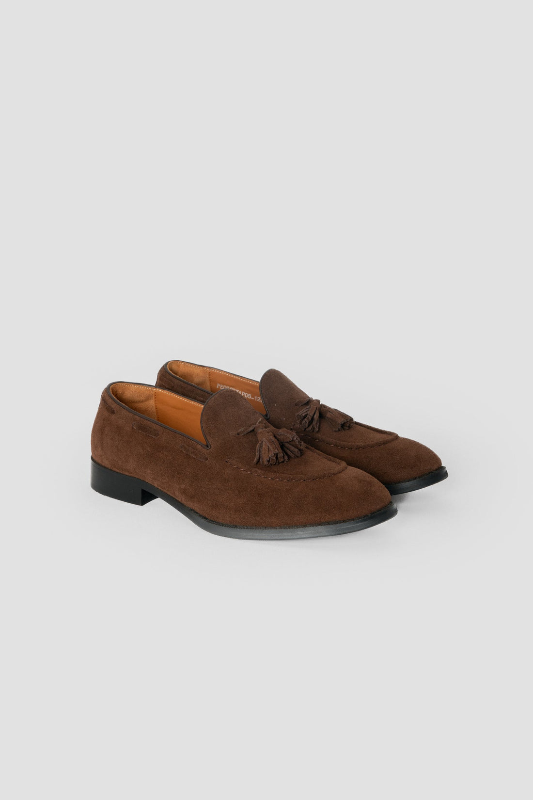 Mocasín Ante Borlas Marrón