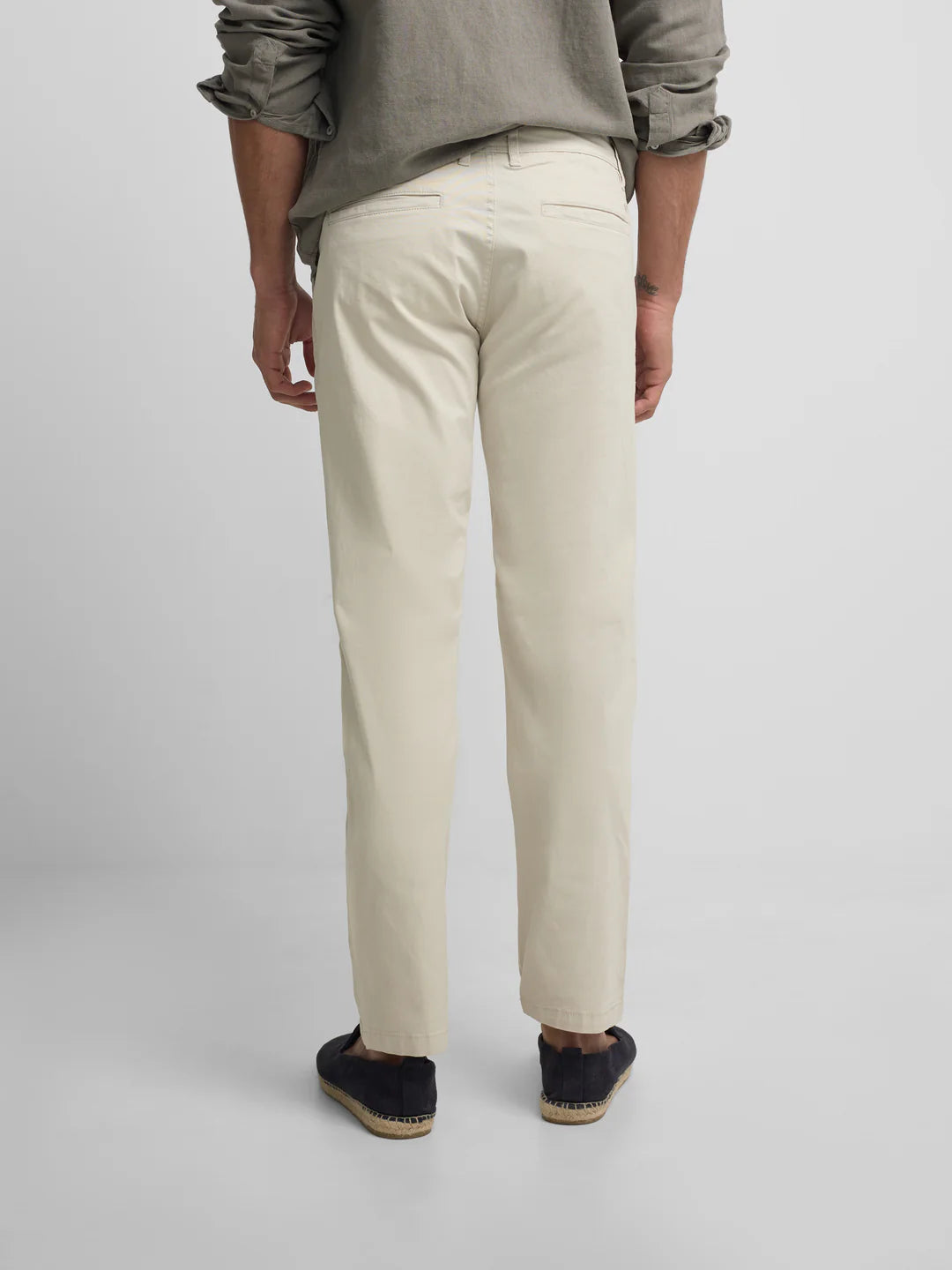 PANTALÓN SPORT CHINO SILBON - PIEDRA