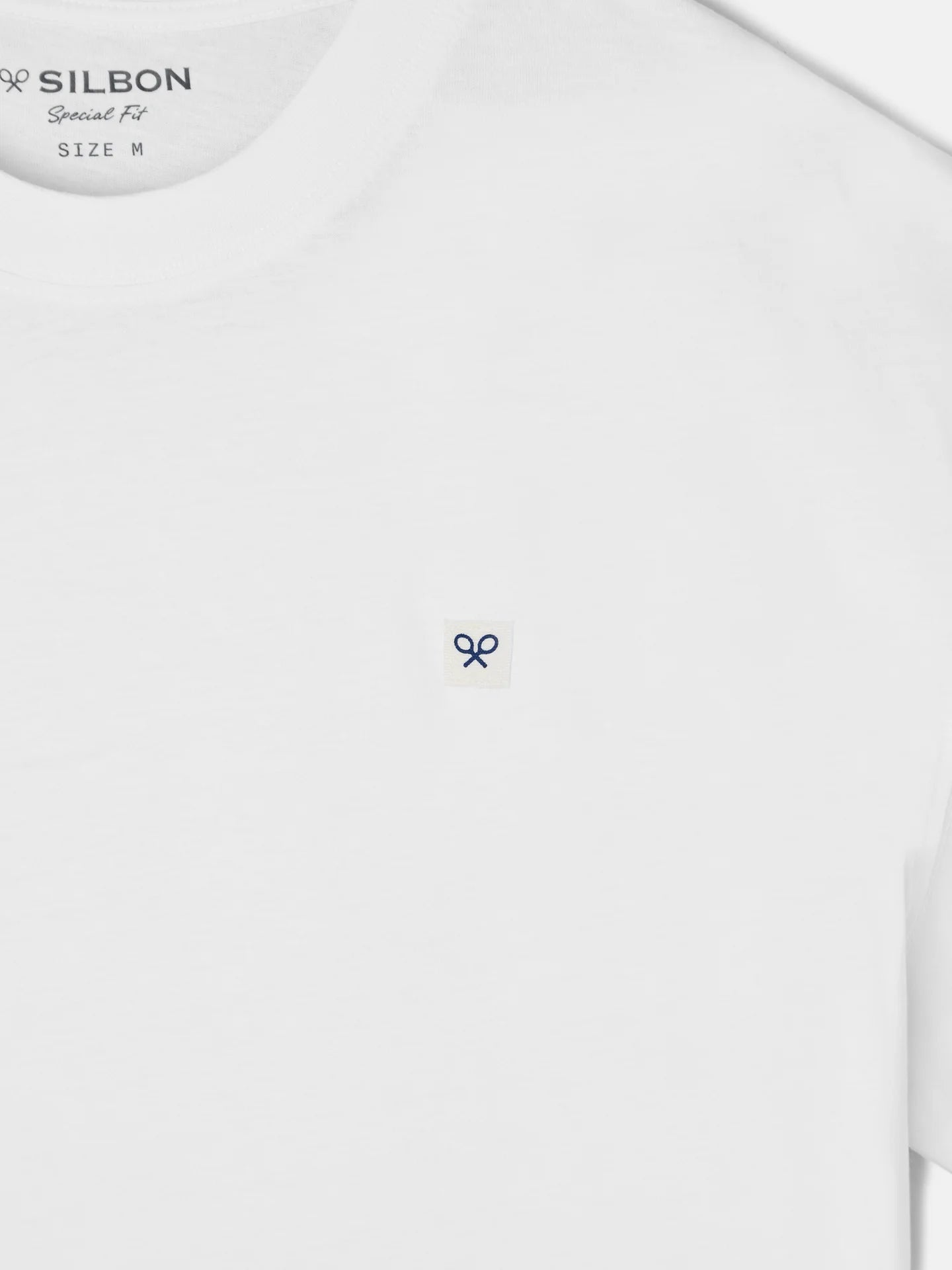 CAMISETA LISA MINILOGO PARCHE SILBON - BLANCO