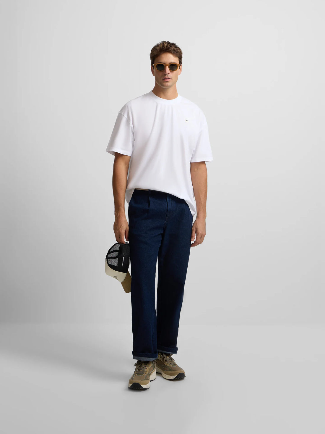 CAMISETA LISA MINILOGO PARCHE SILBON - BLANCO