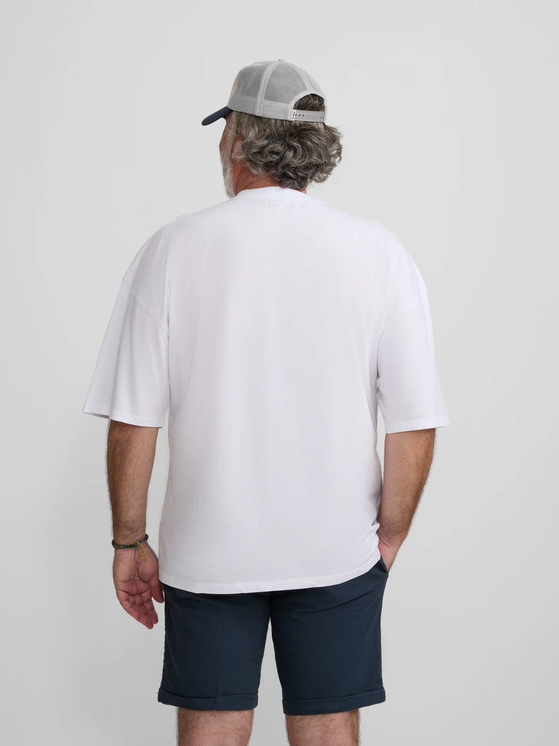 CAMISETA LISA MINILOGO PARCHE SILBON - BLANCO