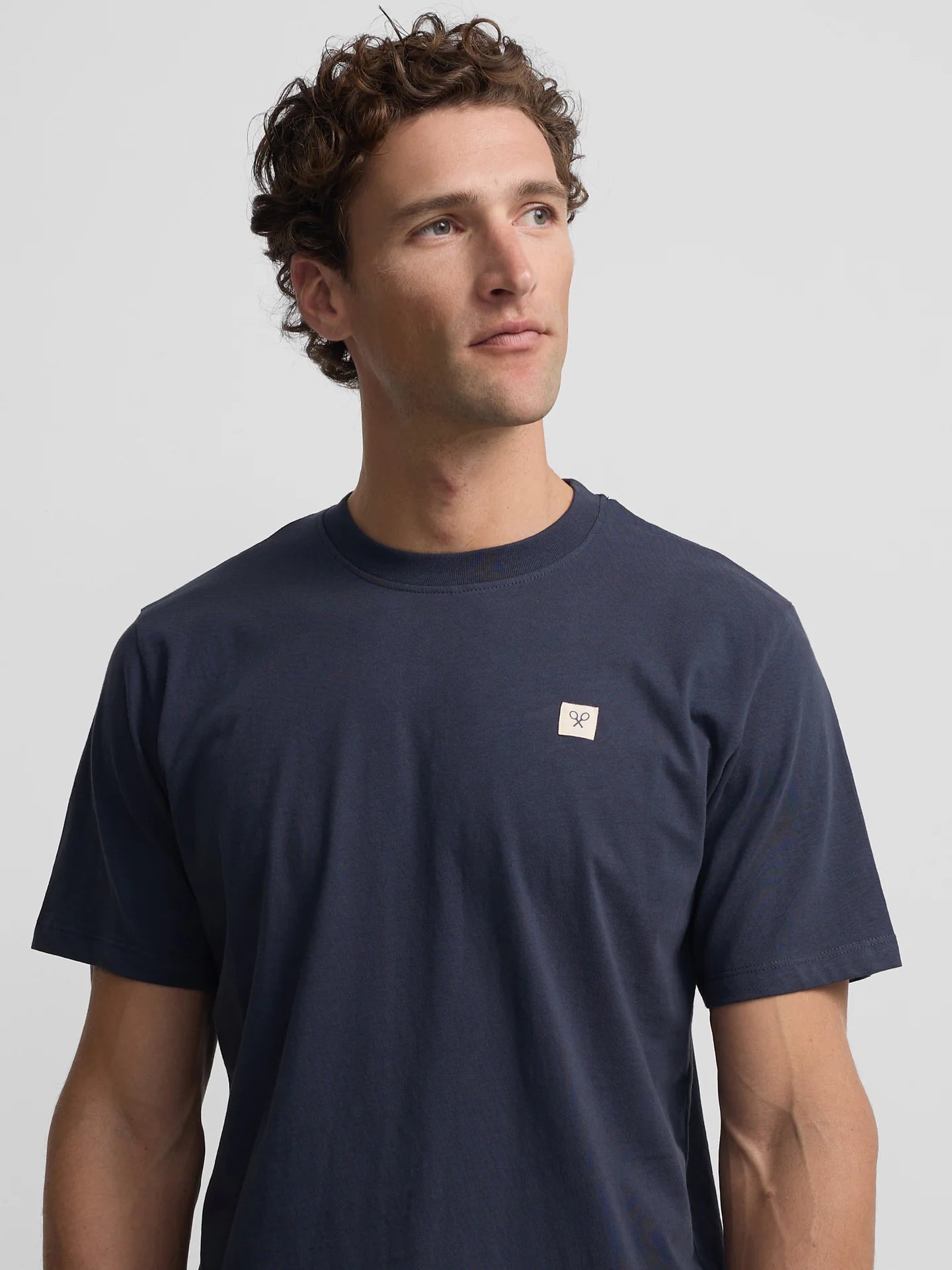 CAMISETA LISA MINILOGO PARCHE SILBON - MARINO