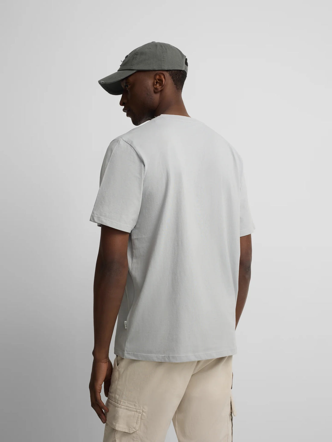 CAMISETA LISA MINILOGO PARCHE SILBON - AZUL